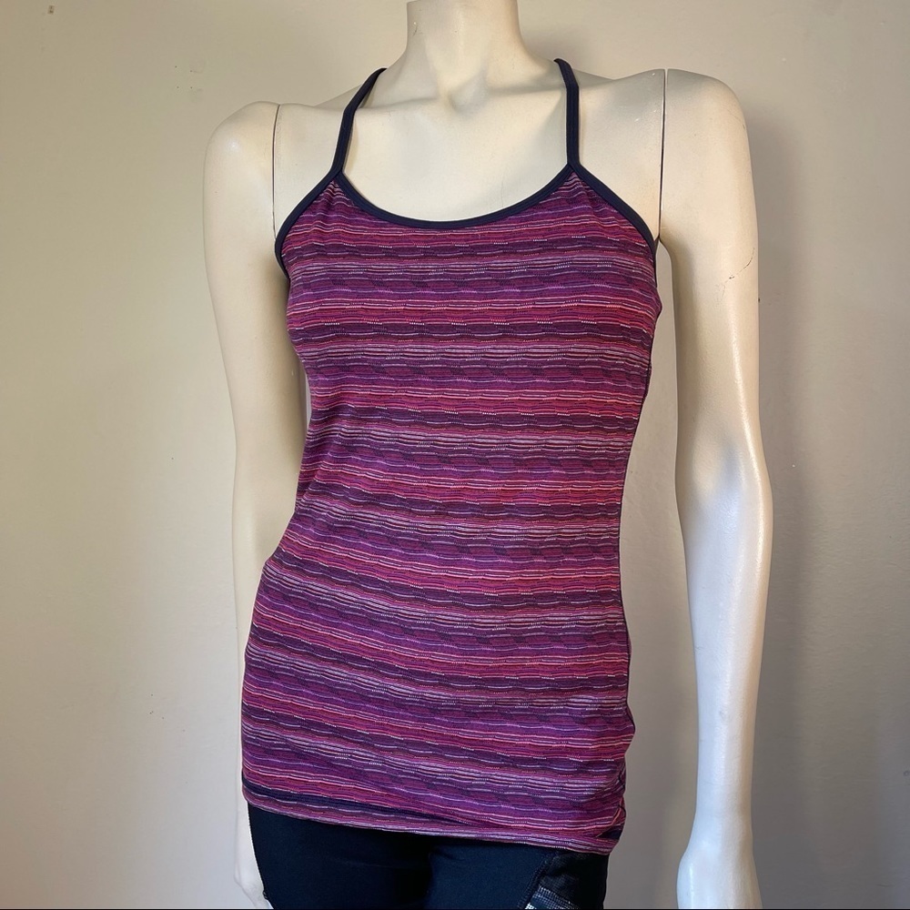 Lululemon top size 6